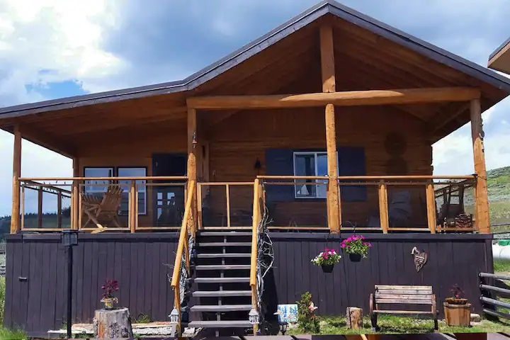 Top Features to Look for in Cabin Rentals in Dubois, Wyoming