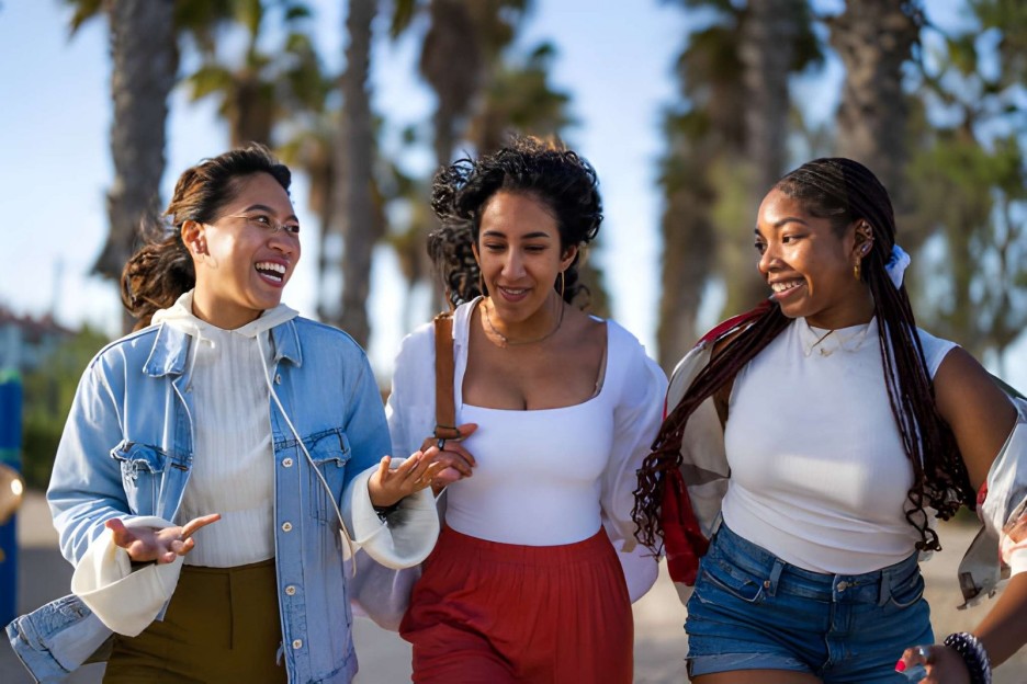 Best Travel Hairstyles With Natural Hair Extensions Clip Ins for Black Women